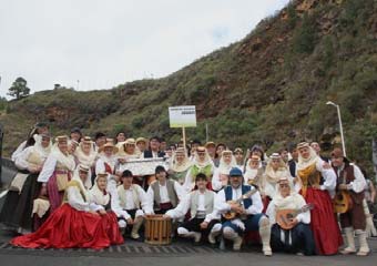 2010 Agrupación Folclórica Aduares